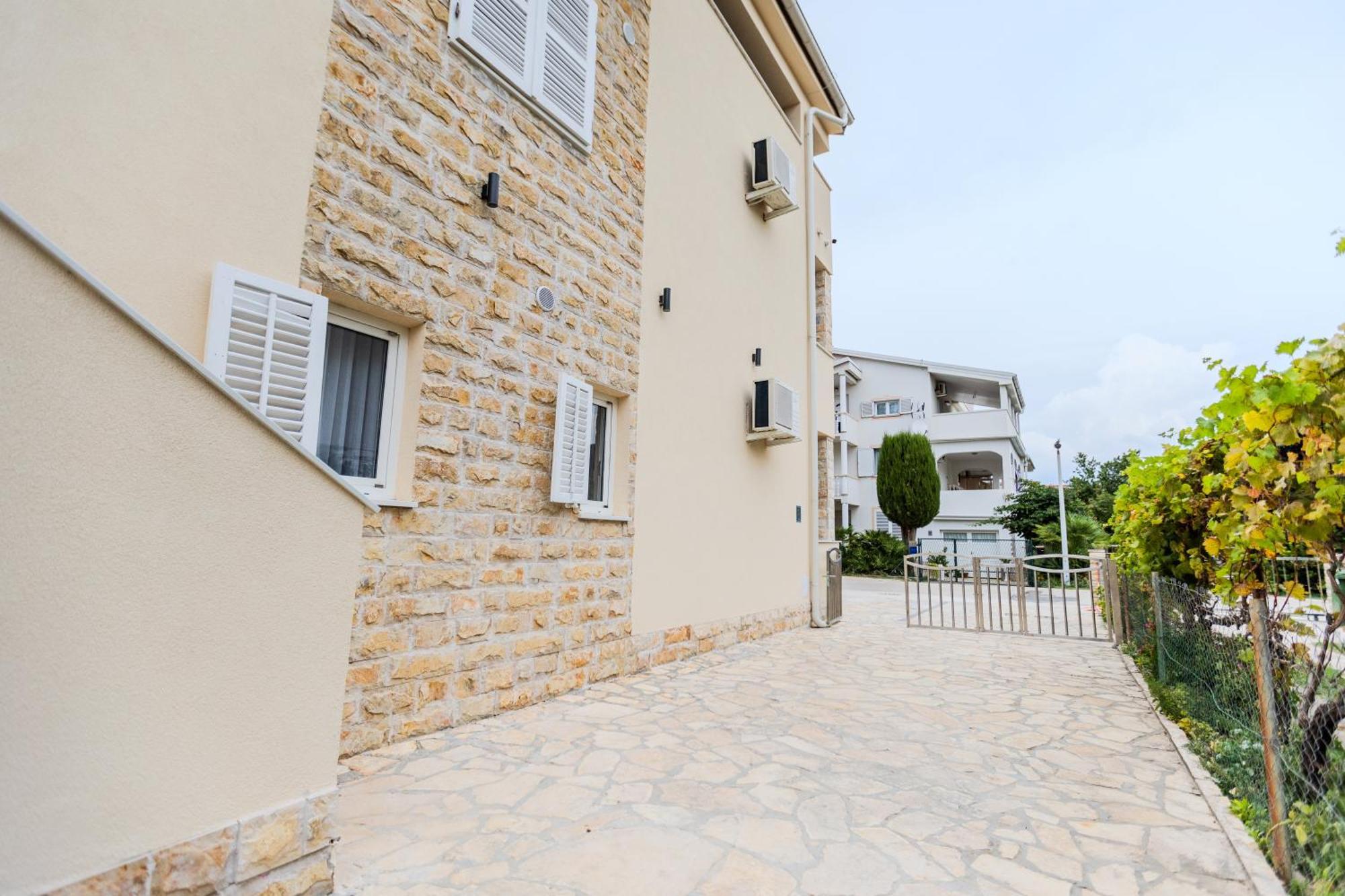 Apartments Lorena Privlaka  Exterior photo