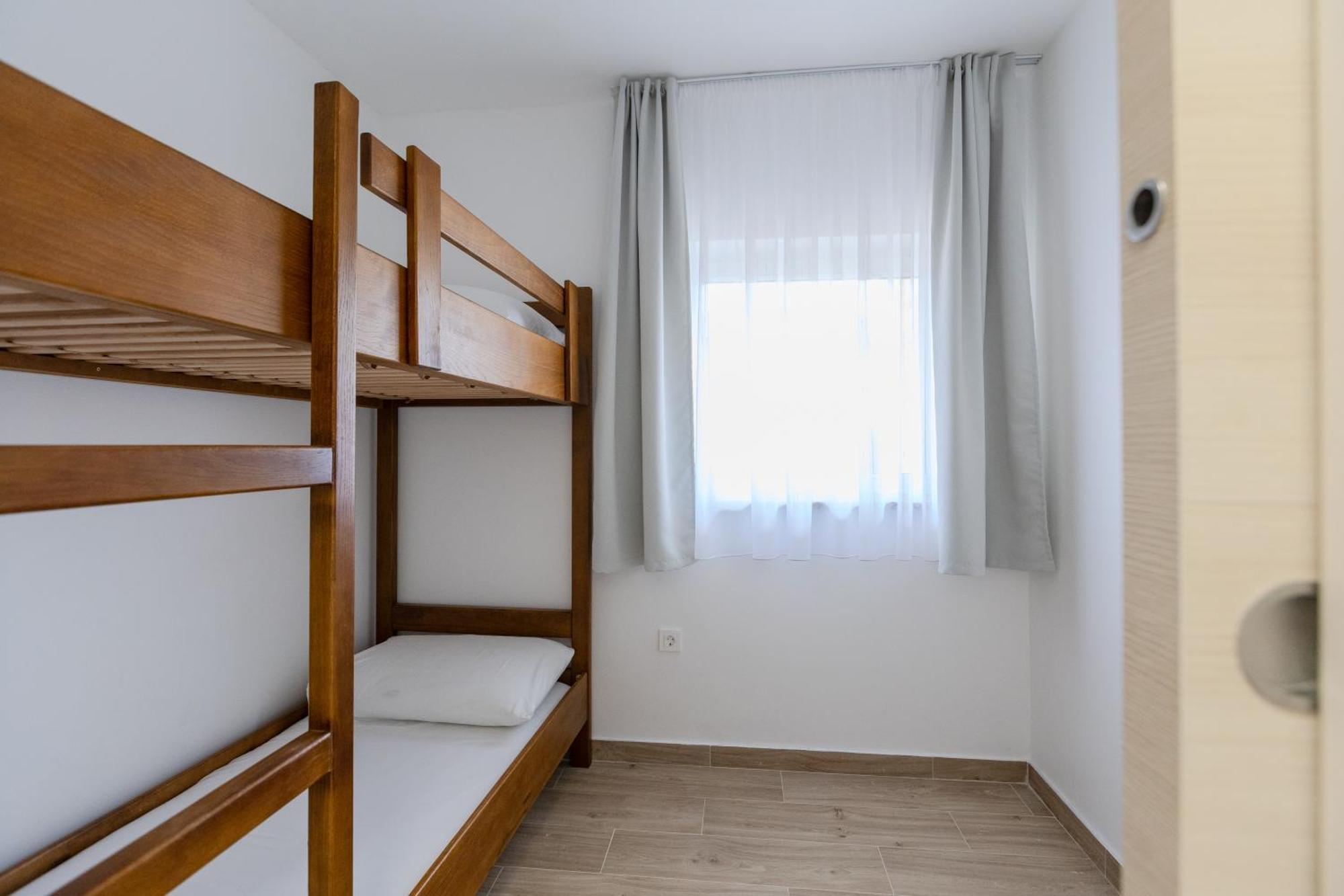 Apartments Lorena Privlaka  Exterior photo
