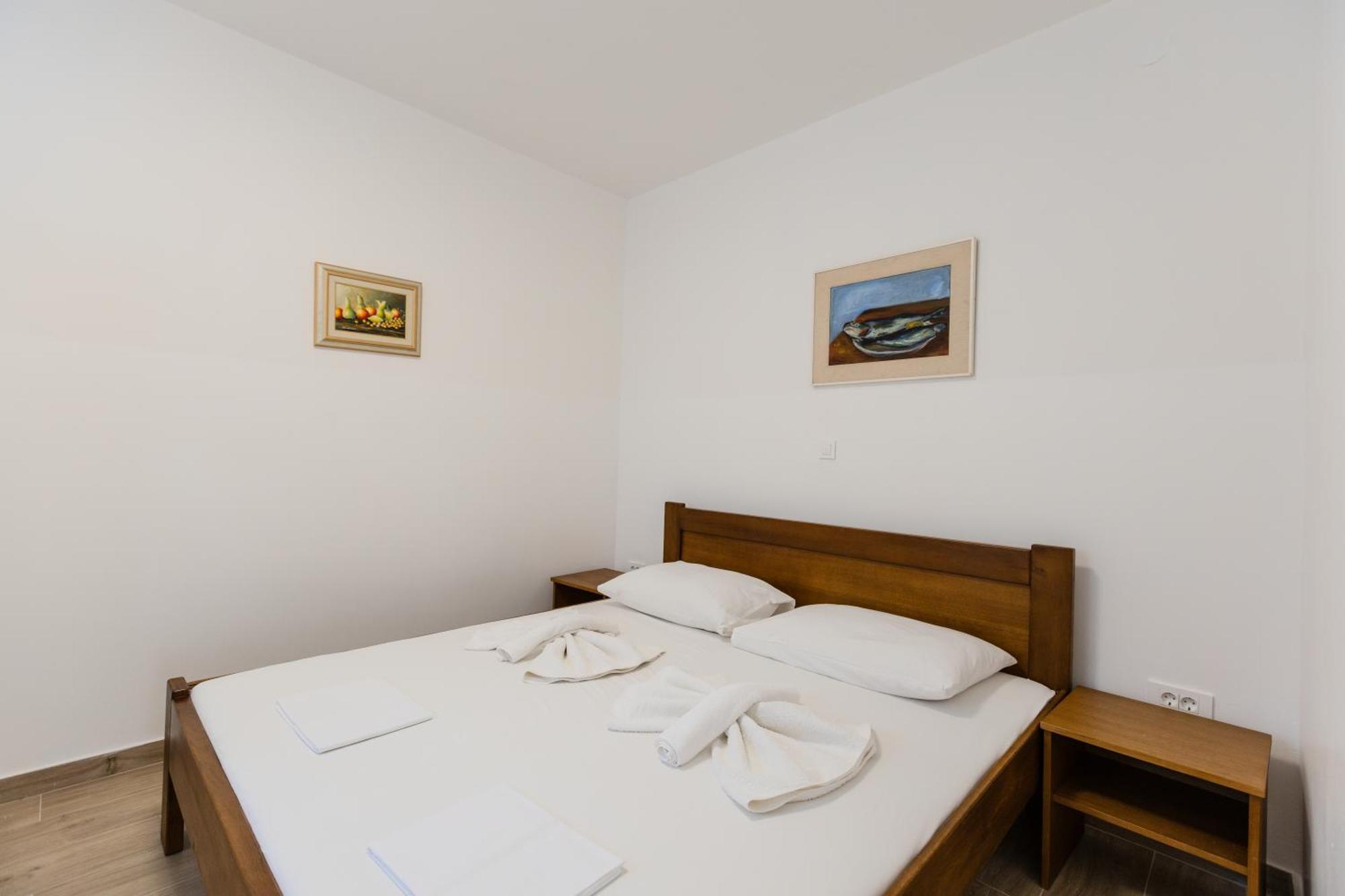 Apartments Lorena Privlaka  Exterior photo